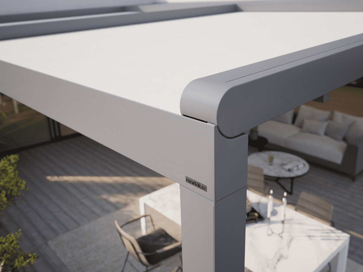 markilux stretch pergola close up of posts and drainage