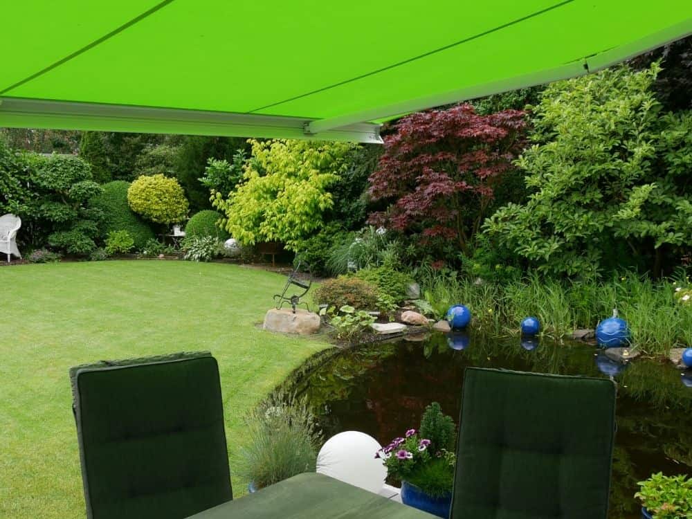 Bright green markilux canopy with LED lights