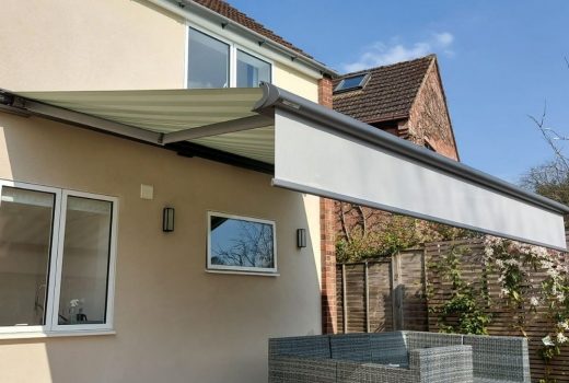 The Weinor Opal Design II awning with Valance Plus offers extra protection and privacy with a stylish design, remote control, and wind sensor for easy and convenient operation, making it the perfect addition to your outdoor living space in Oxford.