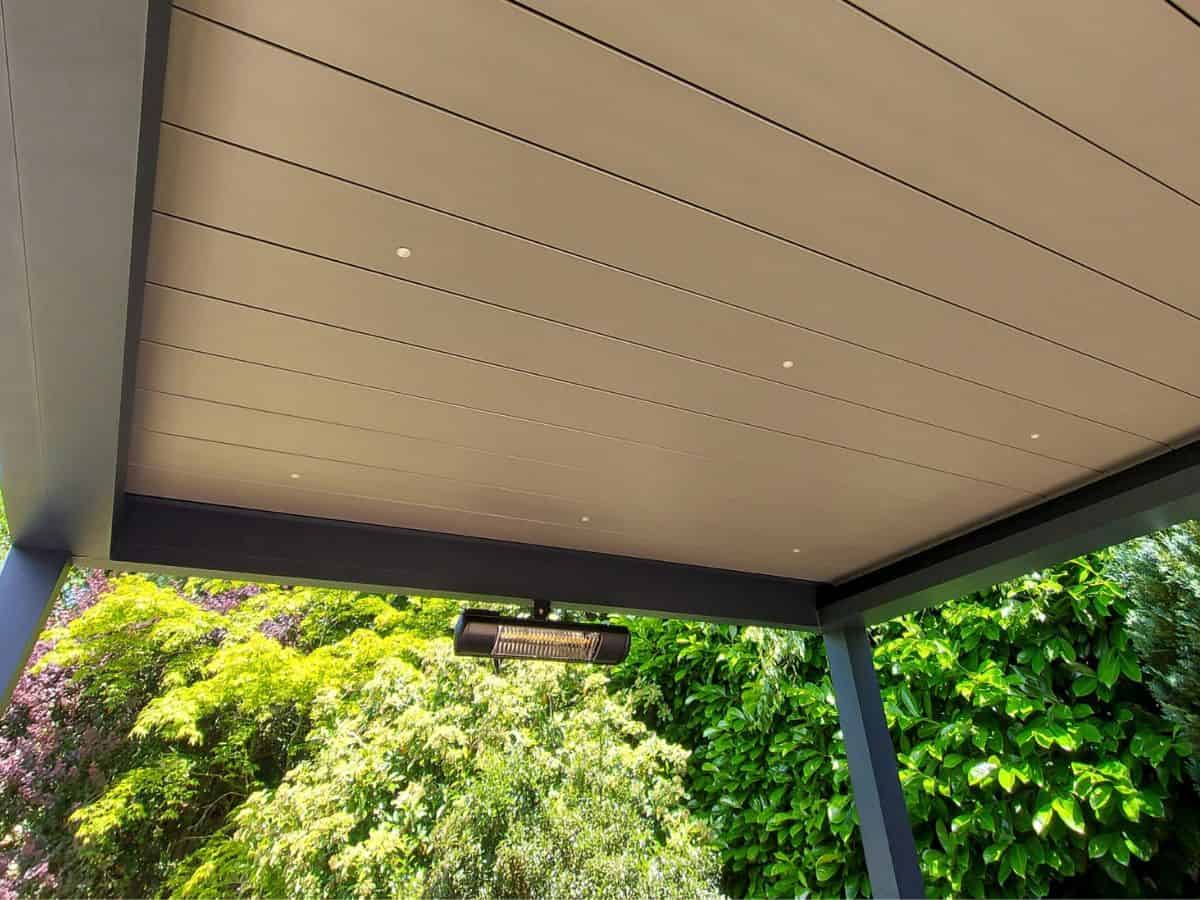 single infrared heater on a Seesky pergola with louvred roof