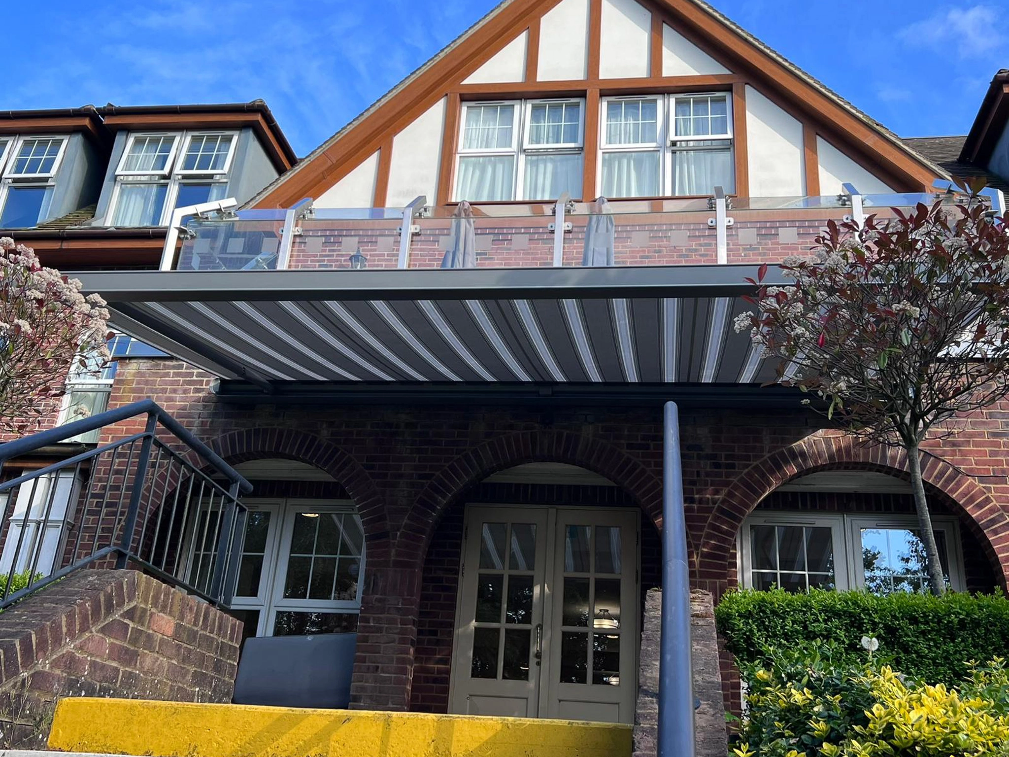 MX-1 6-meter awning fully extended at Banstead Care Home